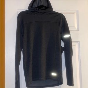 Men Hind Hooded running long sleeve shirt